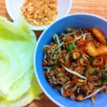 https://thepaddingtonfoodie.com/2012/11/09/pork-prawn-and-shiitake-mushroom-san-choi-bau-with-roasted-peanuts/