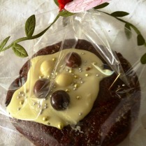 https://thepaddingtonfoodie.com/2012/12/03/wrapped-for-christmas-festive-little-fruitcakes-with-chocolate-and-kahlua/