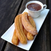https://thepaddingtonfoodie.com/2013/05/25/weekend-brunch-a-spanish-treat-churros-with-hot-chocolate/