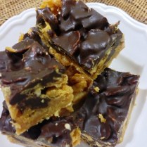 https://thepaddingtonfoodie.com/2013/07/17/melt-mix-no-bake-chocolate-peanut-butter-cornflake-slice/