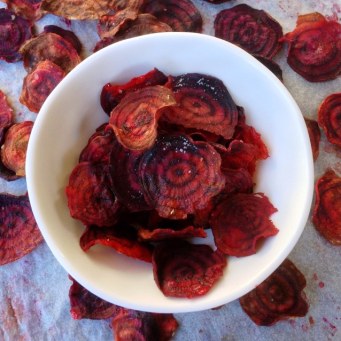 https://thepaddingtonfoodie.com/2013/07/23/the-5-2-challenge-my-fast-day-snack-with-crunch-oven-baked-beetroot-crisps/