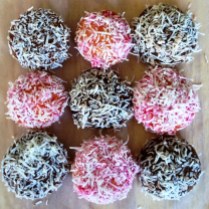 https://thepaddingtonfoodie.com/2013/08/31/weekend-baking-iconically-australian-chocolate-lamington-and-raspberry-jelly-patty-cakes/