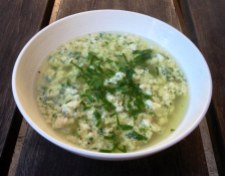 https://thepaddingtonfoodie.com/2013/06/04/the-5-2-challenge-chicken-soup-for-the-soul-stracciatella/