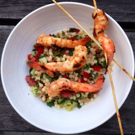 https://thepaddingtonfoodie.com/2013/11/08/eat-fast-and-live-longer-a-5-2-fast-day-meal-idea-under-400-calories-barbecued-harissa-prawns-with-an-israeli-couscous-salad/