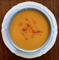 https://thepaddingtonfoodie.com/2014/03/26/eat-fast-and-live-longer-a-5-2-recipe-idea-under-200-calories-sweet-potato-and-leek-soup-with-apple-and-ginger/