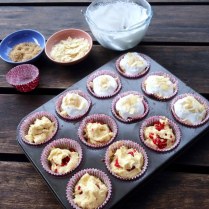 https://thepaddingtonfoodie.com/2014/06/04/no-cake-decorating-required-all-in-one-berry-and-almond-cupcakes-with-a-baked-meringue-topping/