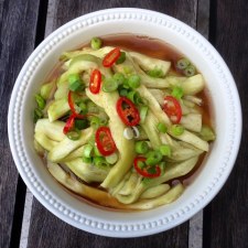 https://thepaddingtonfoodie.com/2014/10/27/eat-fast-and-live-longer-a-5-2-fast-day-recipe-idea-under-200-calories-chinese-style-steamed-eggplant-salad/